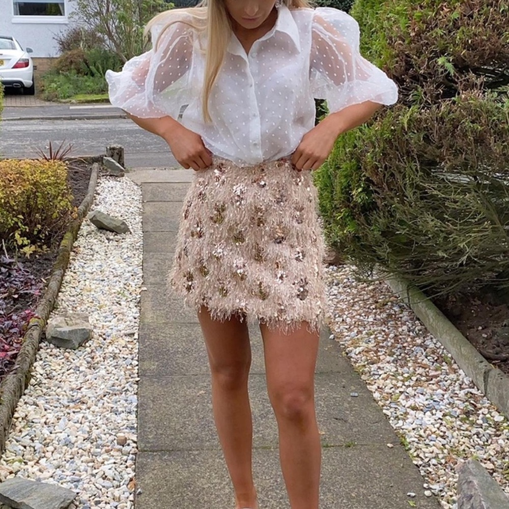 ZARA Rose gold Beige Sequin mini Skirt
Blogger favorite